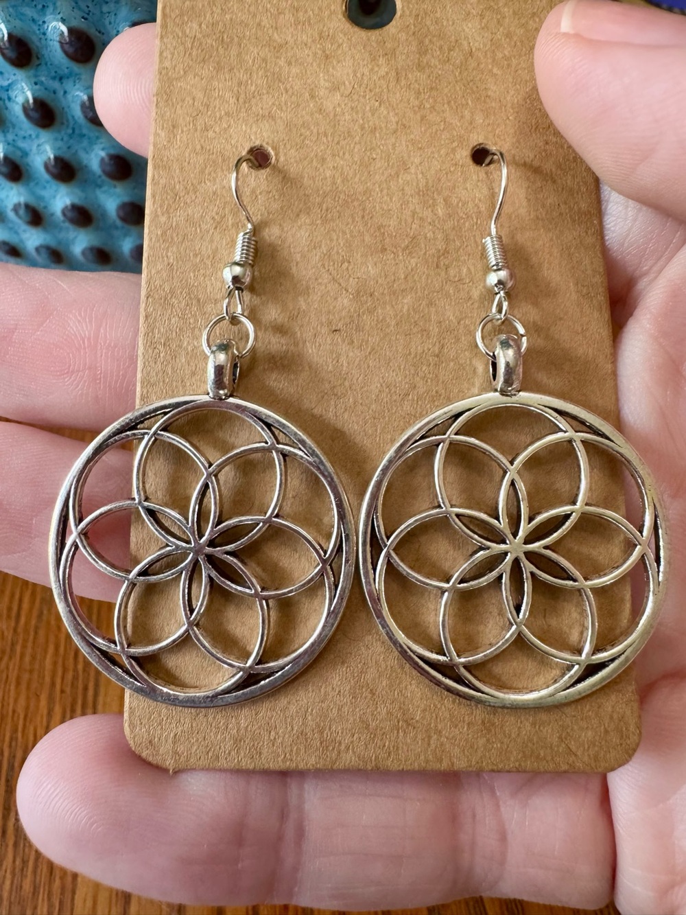 Silver Geometric Hoop Drop Earrings 🧁